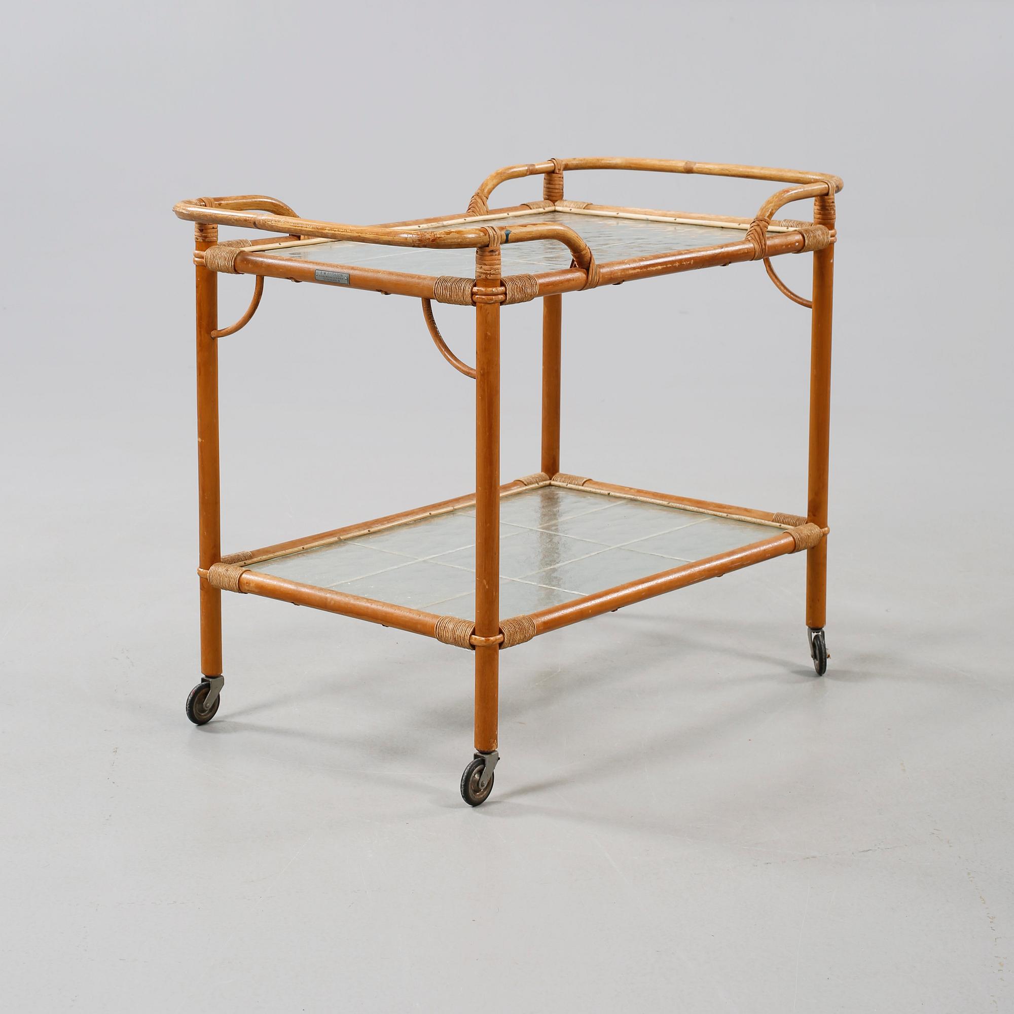 SERVERINGSVAGN, E. W. Ottosson, Korgmöbelfabrik, Stockholm, omkring 1900-talets mitt.