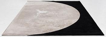 Rodolfo Dordoni, Matta, "Dibbets Circle", Minotti, Italien. ca 350 x 250 cm.