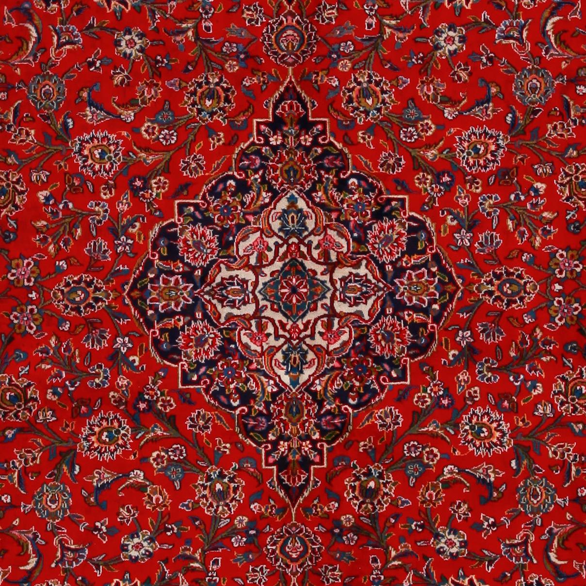MATTA, Keshan, ca 420 x 300 cm.