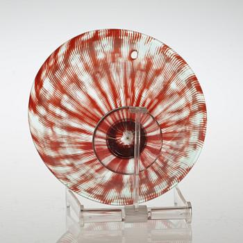 An Edvin Öhrström slipgraal glass bowl, Orrefors 1950.