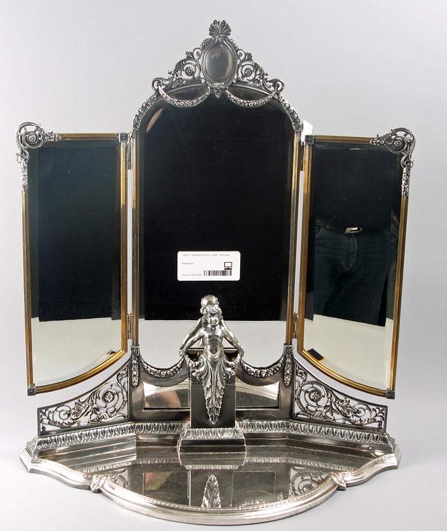 BORDSSPEGEL. WMF, försilvrad, Louis XVI-stil, efter 1909.