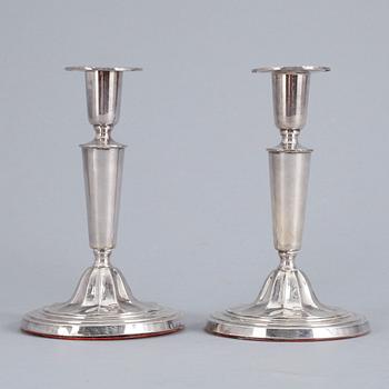LJUSSTAKAR, ett par, silver, C G Hallberg, Stockholm 1954.