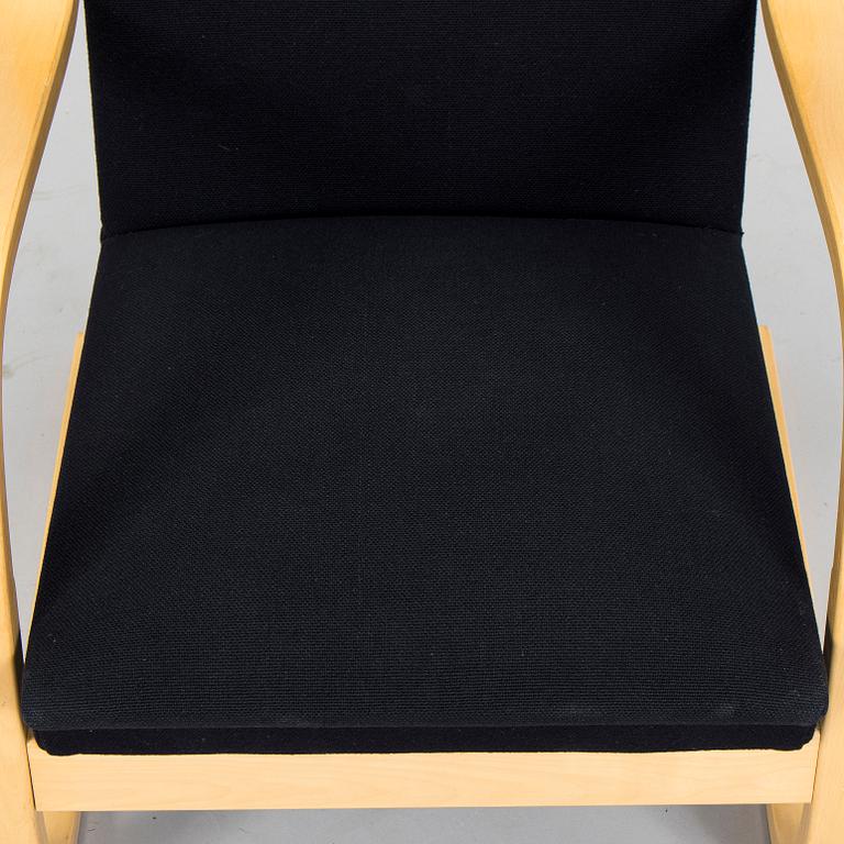 Alvar Aalto, nojatuoli, malli 401, Artek, 2000-luku.