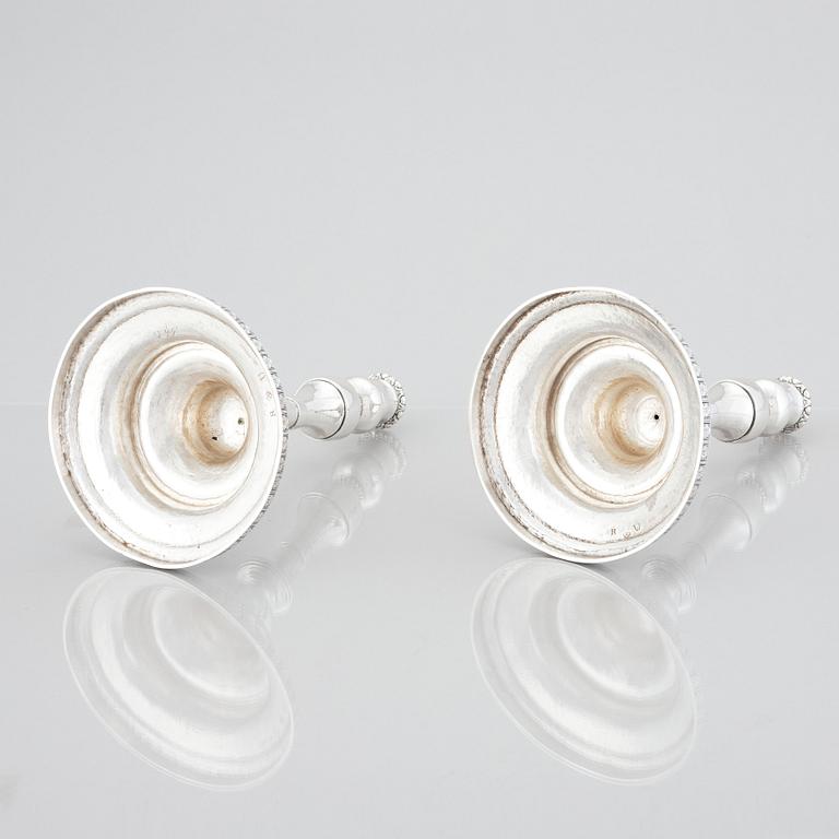 Pehr Zethelius, ljusstakar, ett par, silver, Stockholm 1775. Rokoko.