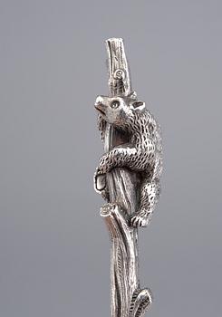 SILVERSKED.