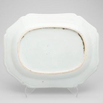 STEKFAT, porslin, Kina, Qianlong, 1700-tal.