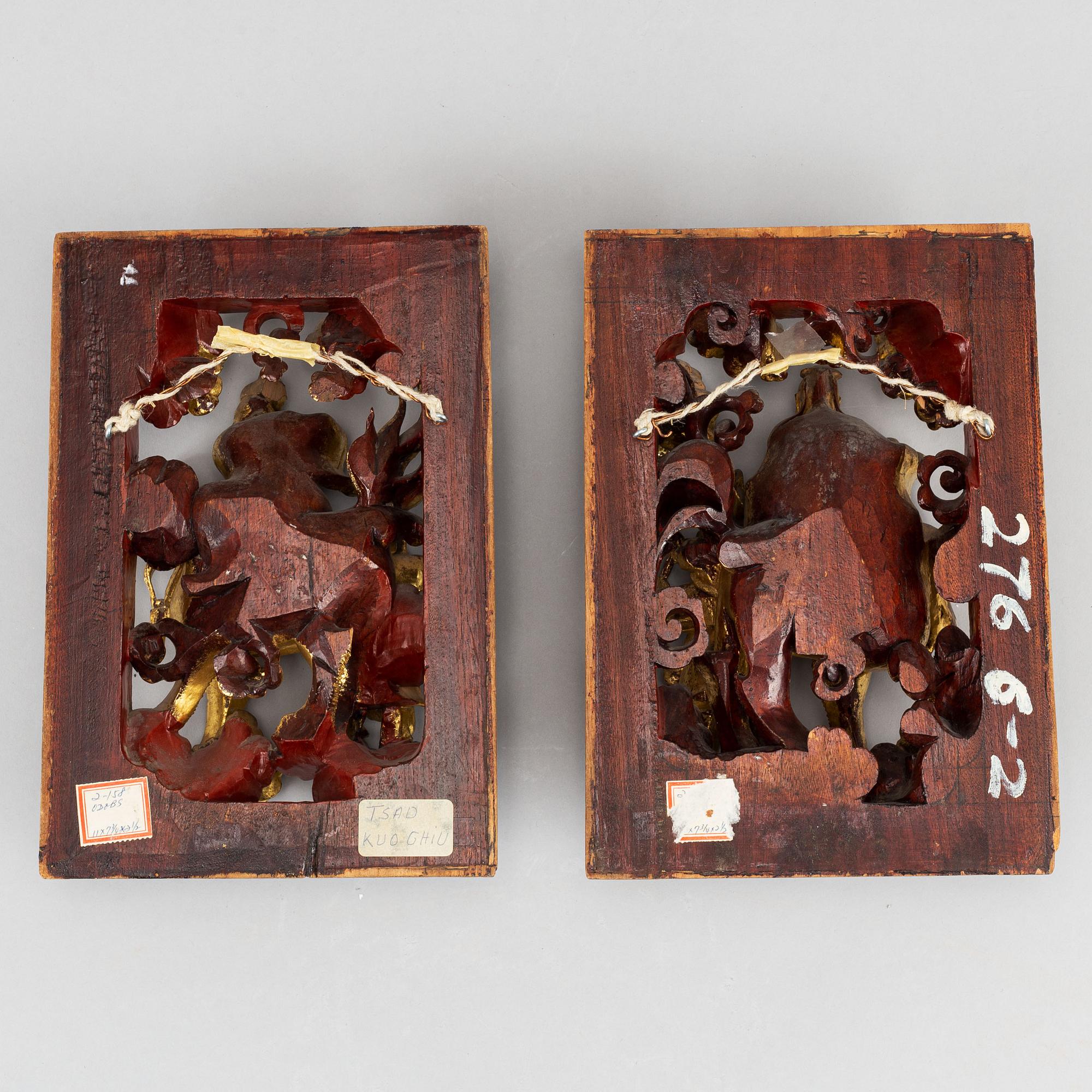 Two sculptured wooden panels, Qing dynasty, 19th Century.