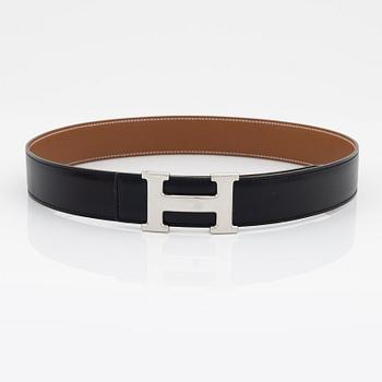 Hermès, A reversible leather and palladium hardware 'Constance' belt from 1997.