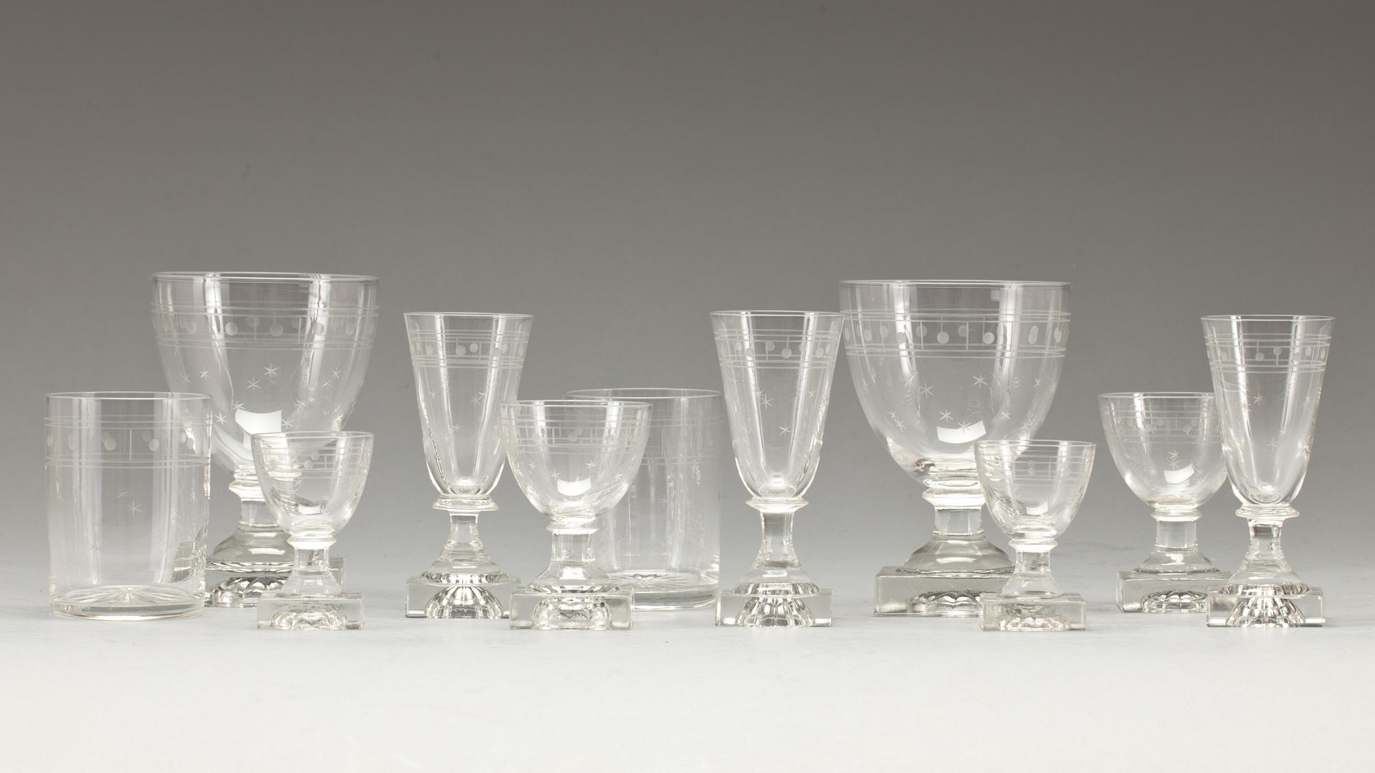GLASSERVIS,  56 delar. 1900-tal.