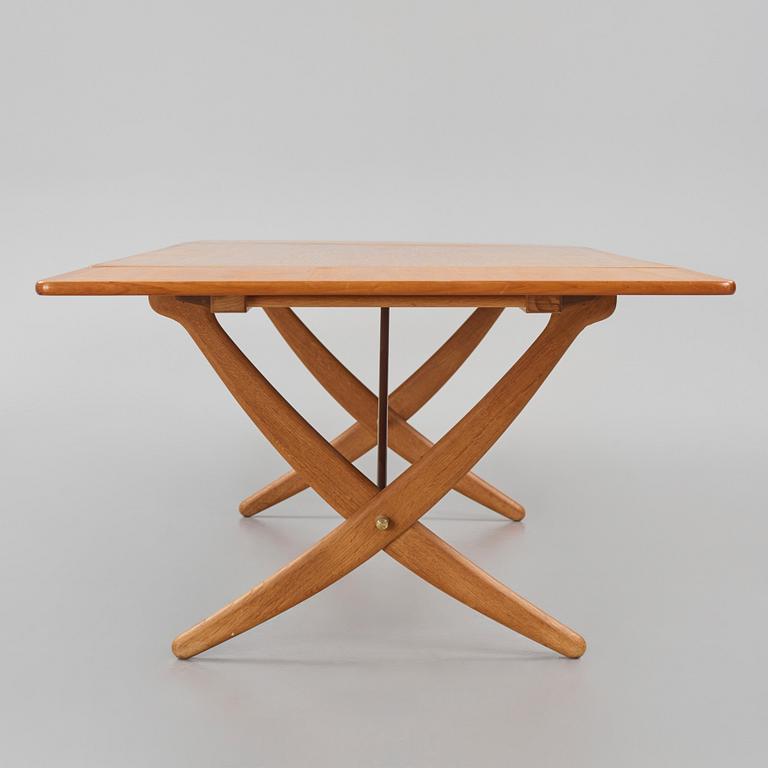 Hans J. Wegner, matbord med klaffar, "AT-314", Andreas Tuck, Danmark 1950-60-tal.