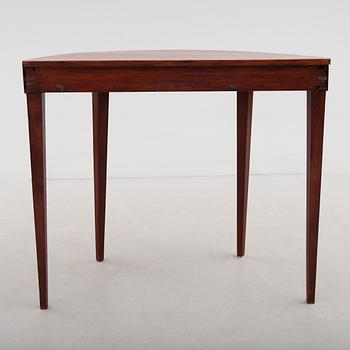 VÄGGBORD, empirestil, 1900-talets första hälft.