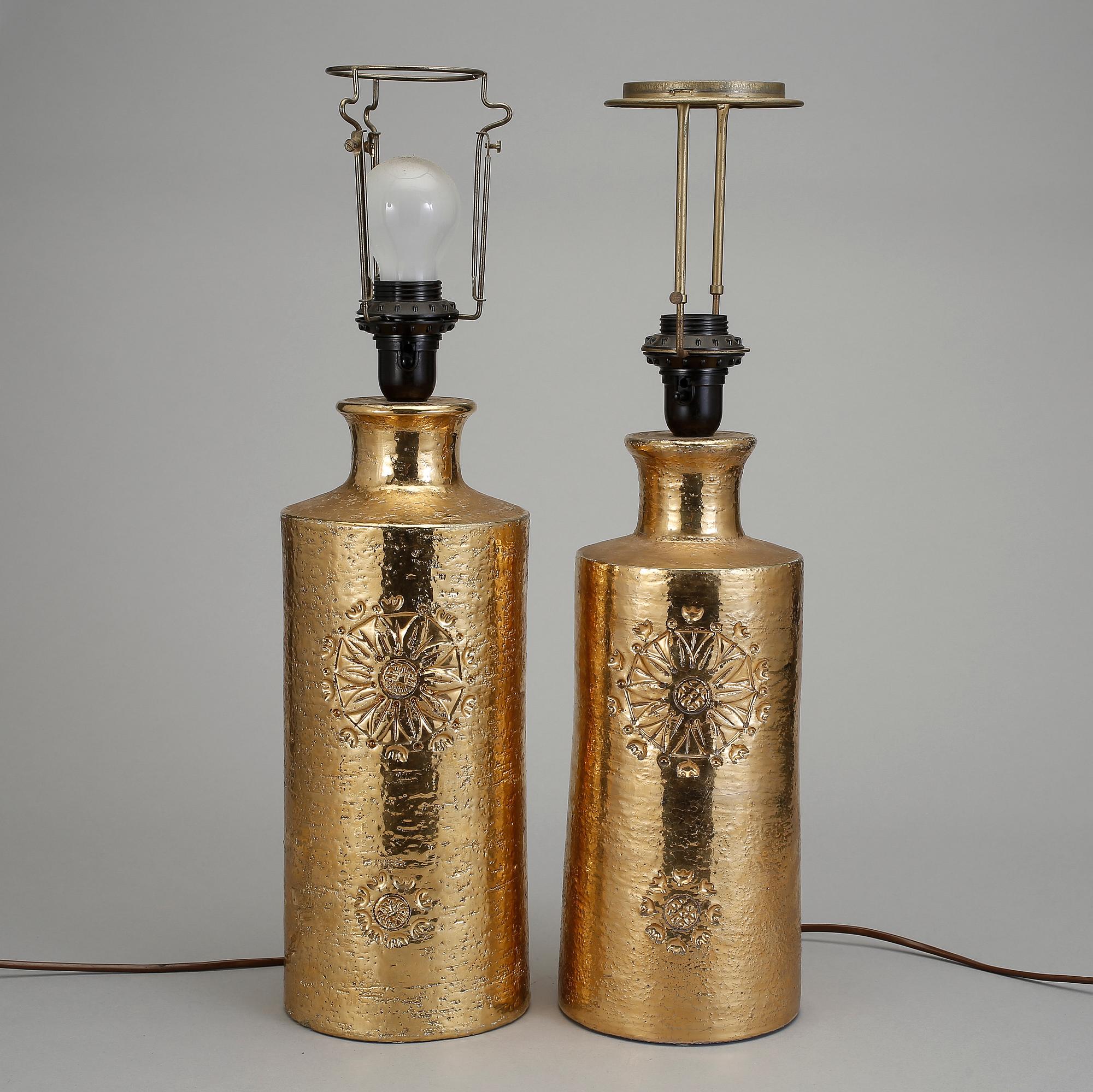 BORDSLAMPOR, 2 st snarlika, keramik, Bitossi, Bergboms, 1900-talets andra hälft.