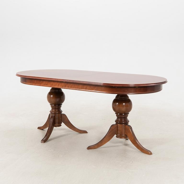 Dining table, late 20th century.