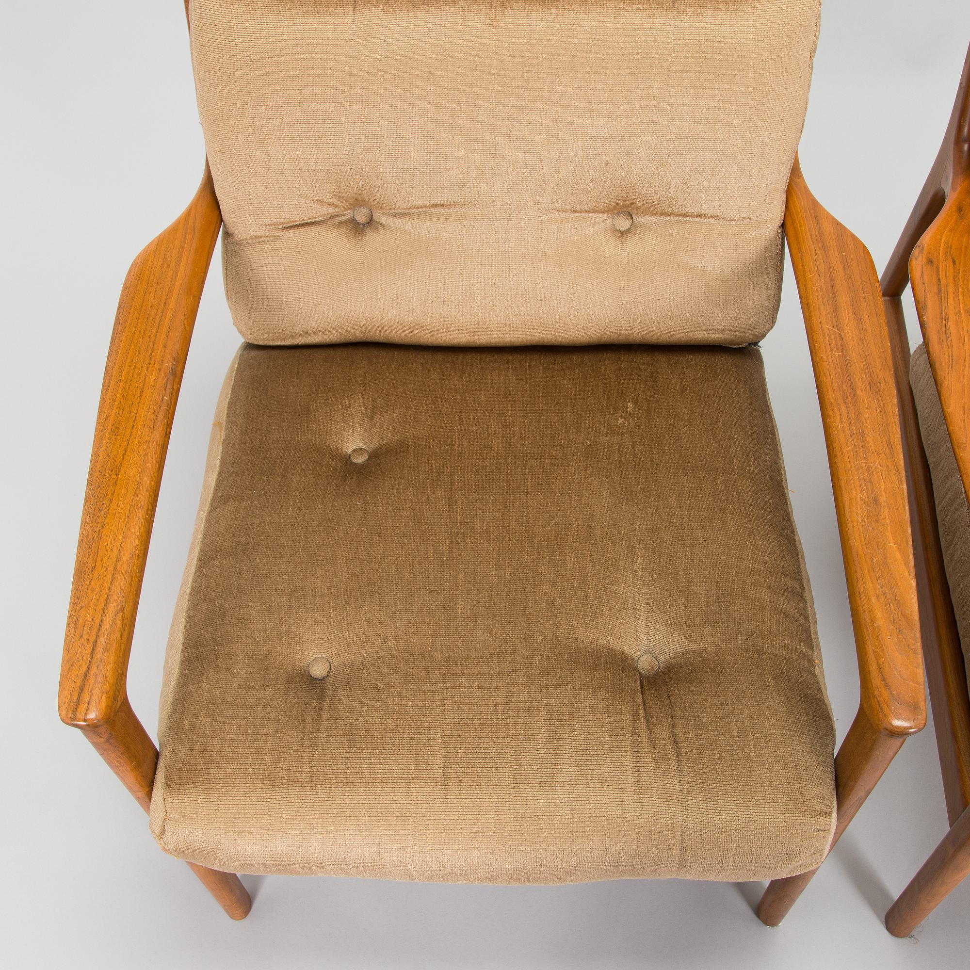 Folke Ohlsson, a pair of armchairs 'USA 75' Dux.