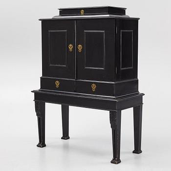 Kabinettskåp, Sydtyskland, Barock, omkring år 1700.