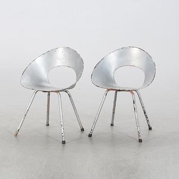 A PAIR OF CHAIRS, second half of the 20th century.