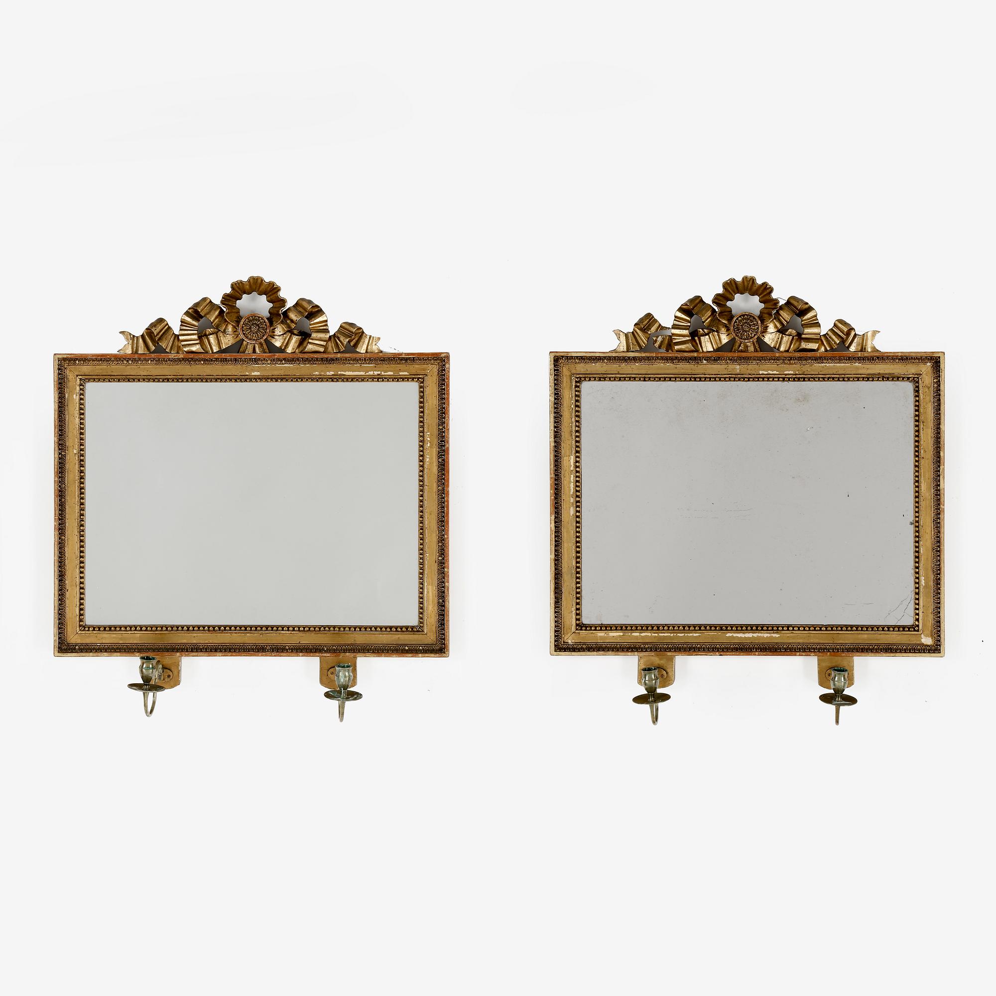 SPEGELLAMPETTER, ett par, gustaviansk stil, 1800-talets andra hälft.