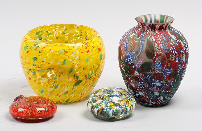 VAS, SKÅL SAMT BREVPRESSAR, 2 st, glas. Bla Murano.