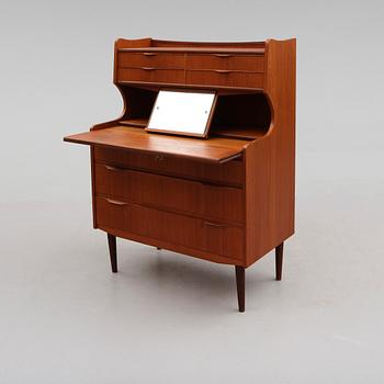 BYRÅ / TOALETTBYRÅ, Danmark, 1900-talets andra hälft.