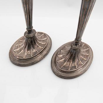 Goldsmiths & Silversmiths Co Ltd, candlesticks a pair, silver London 1901.