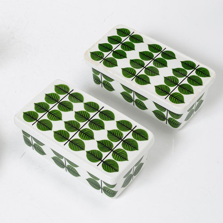 Stig Lindberg, a 77 pieces bone china and stoneware service, "Berså", Gustavsberg.