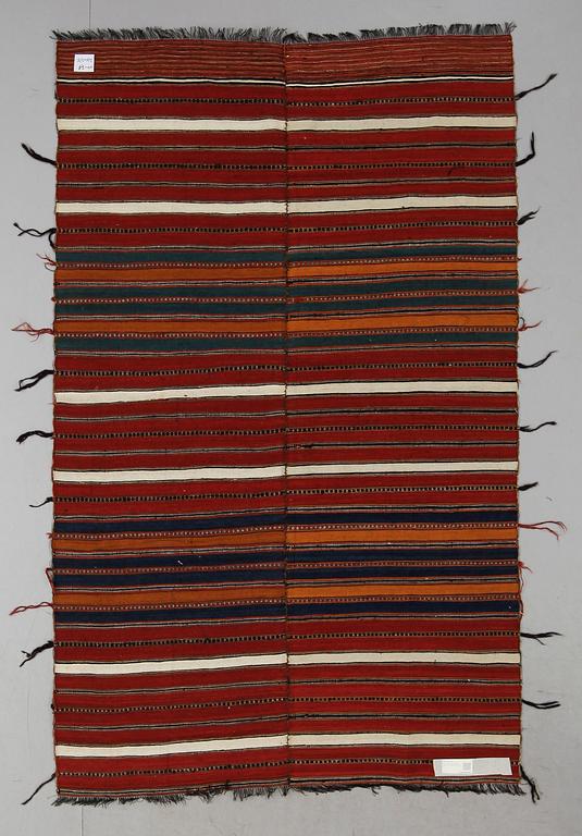 MATTA/TEXTIL, persisk Jiajim, semiantik. 222 x 136 cm.