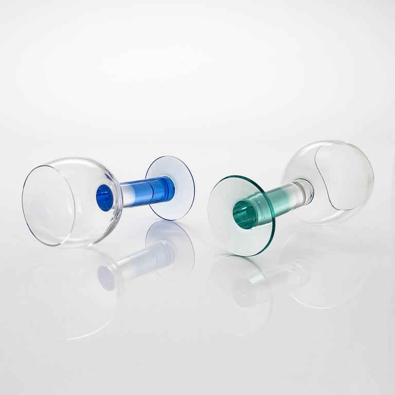 Kerttu Nurminen, dricksglas, servisdelar, 32 st, "Mondo", Iittala, 1900-talets slut.