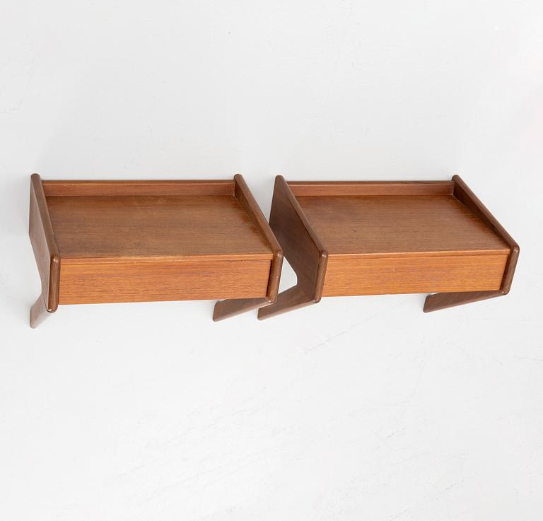 Sigfred Omann, a pair of bedside tables, Oelholm, Denmark, 1960's.