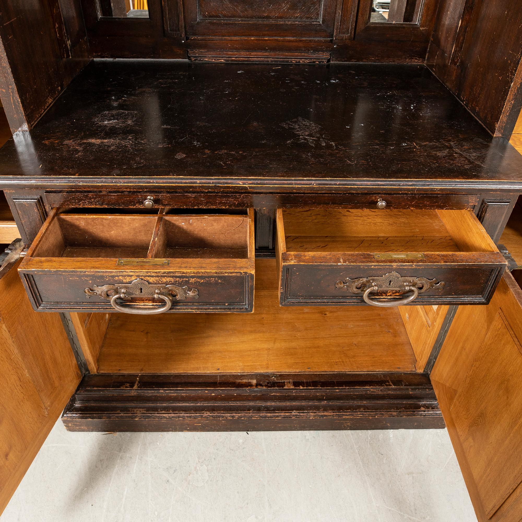 Cabinet/Sideboard Baroque style around 1900.