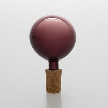 Kaj Franck, a decanter, 'The Bells of Kremlin', signed K. Franck, Nuutajärvi, Notsjö -62.