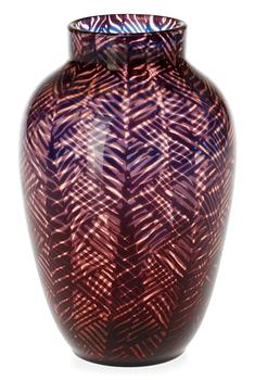 A Simon Gate 'graal' glass vase, Orrefors 1919.