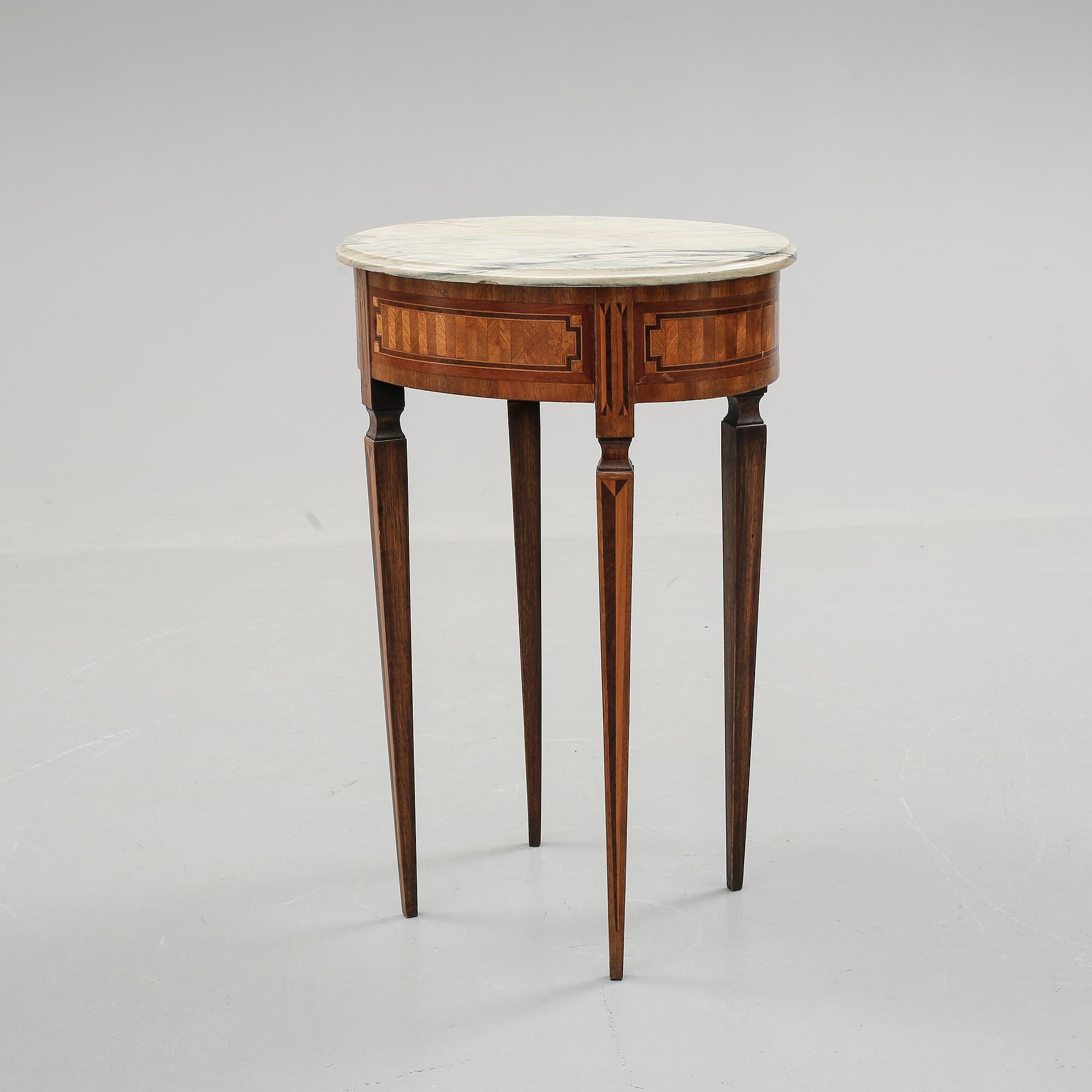 LAMPBORD, Louis XVI-stil, 1900-tal.