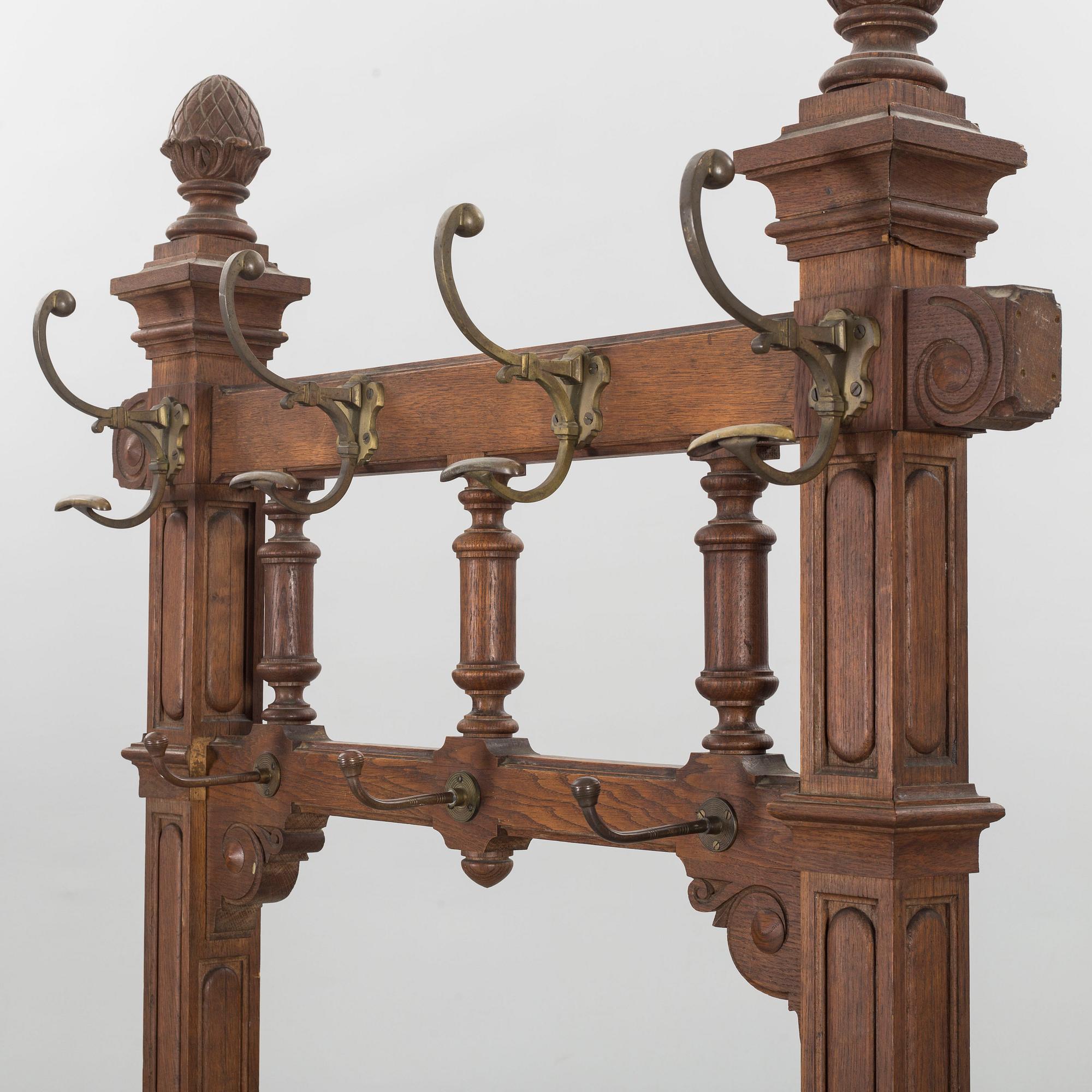 An app. 1900 cloth rack.