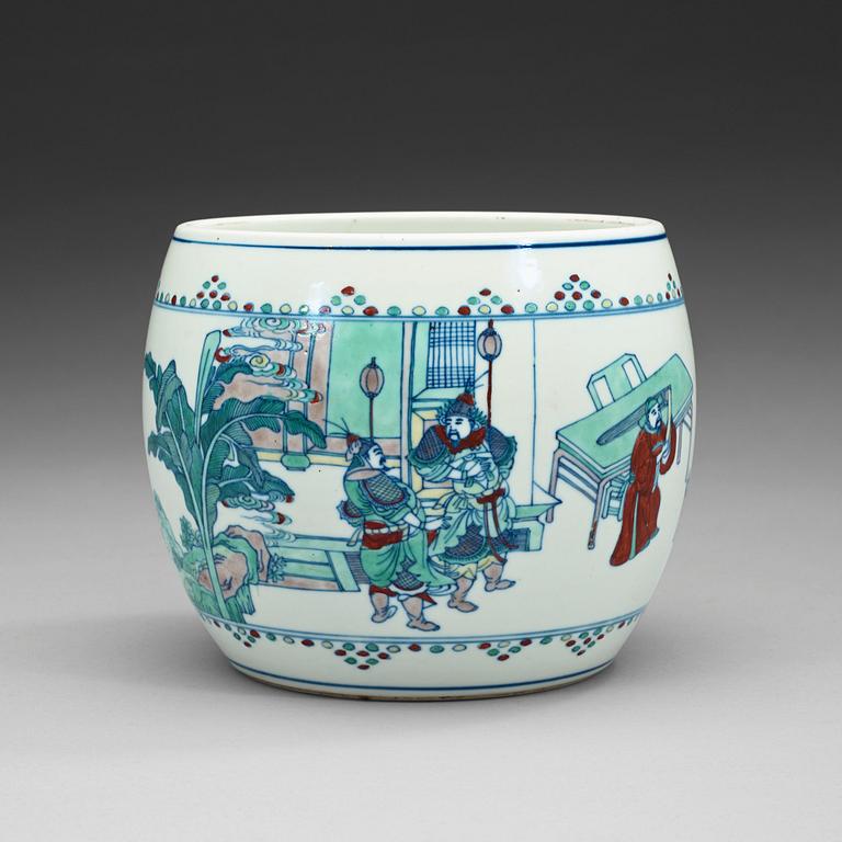 KRUKA, porslin. Qing dynastin, 1800-tal.