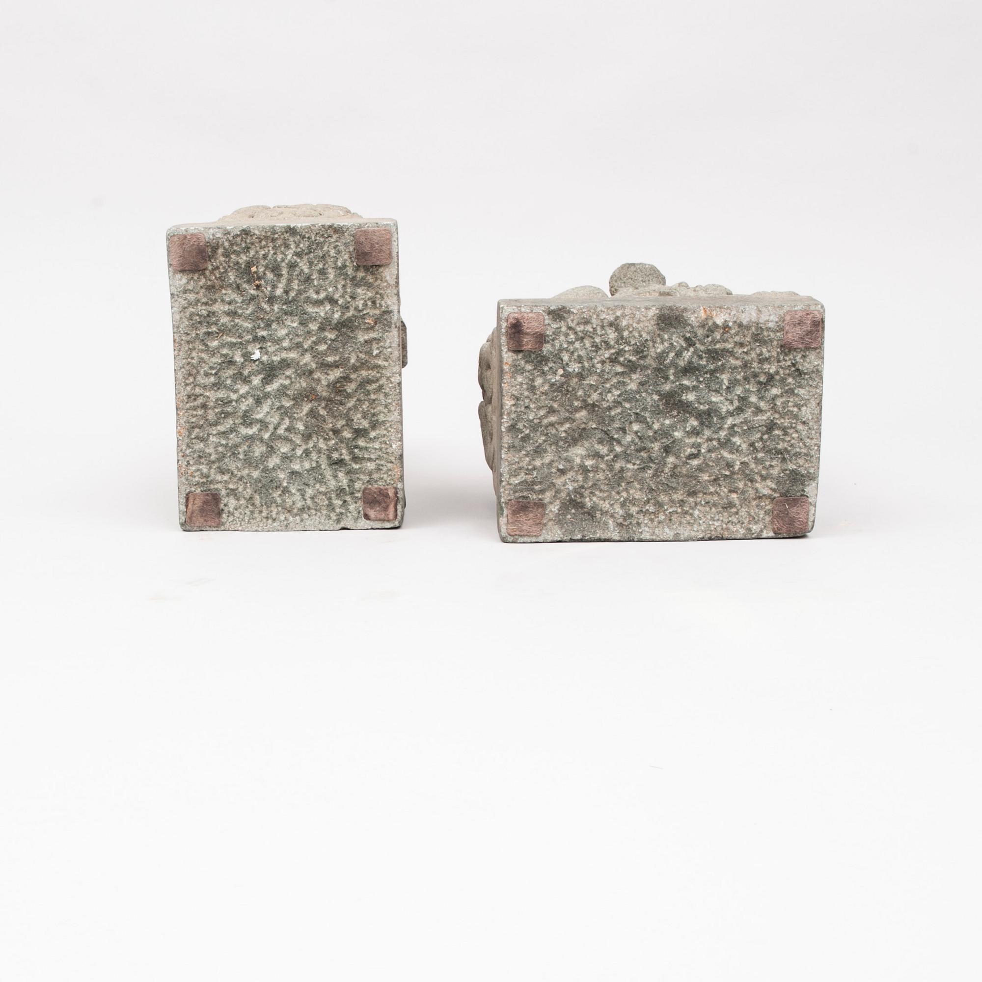 TRÄDGÅRDSSKULPTURER, ett par, sten, 1900-talets slut.