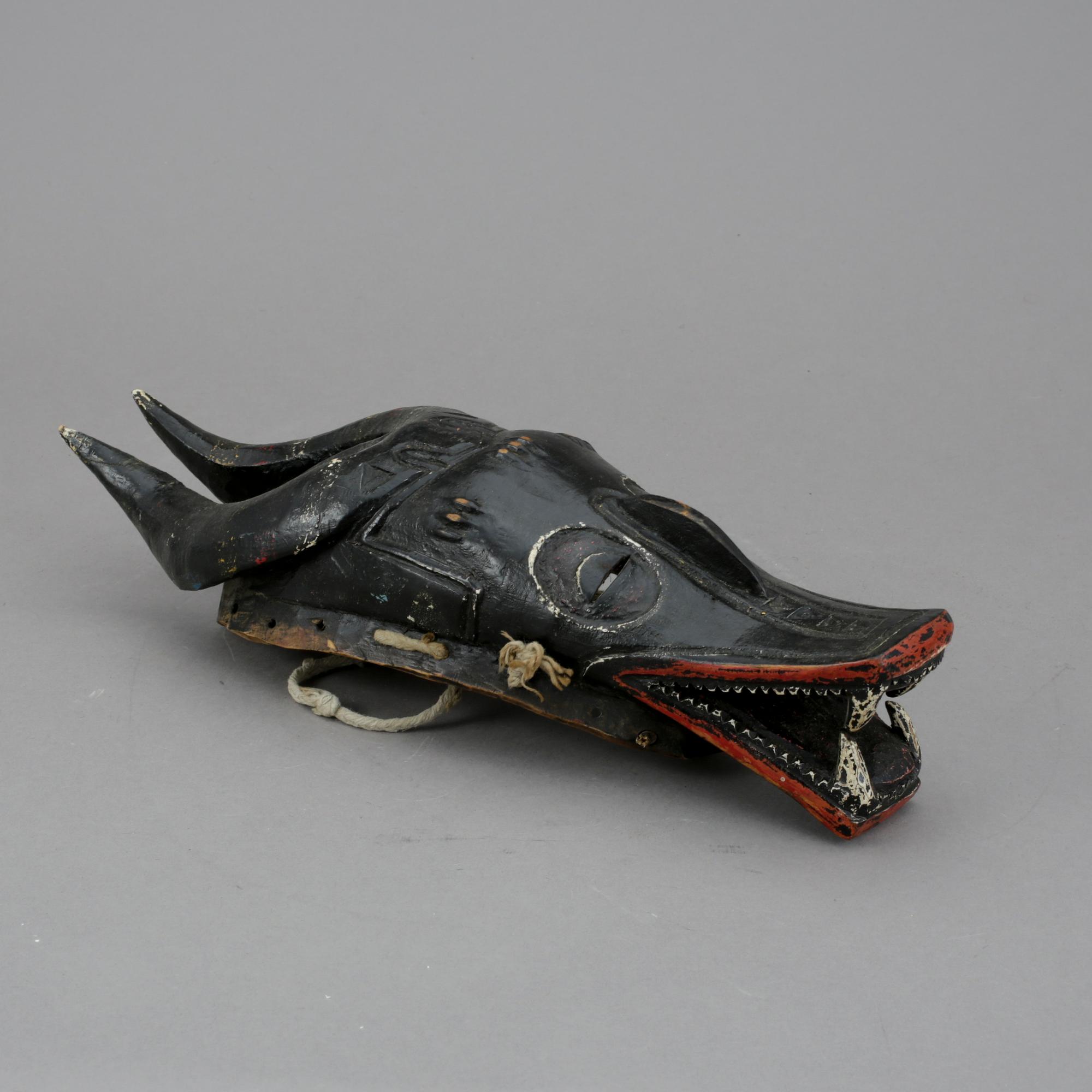 MASK, Västafrika, 1900-tal.