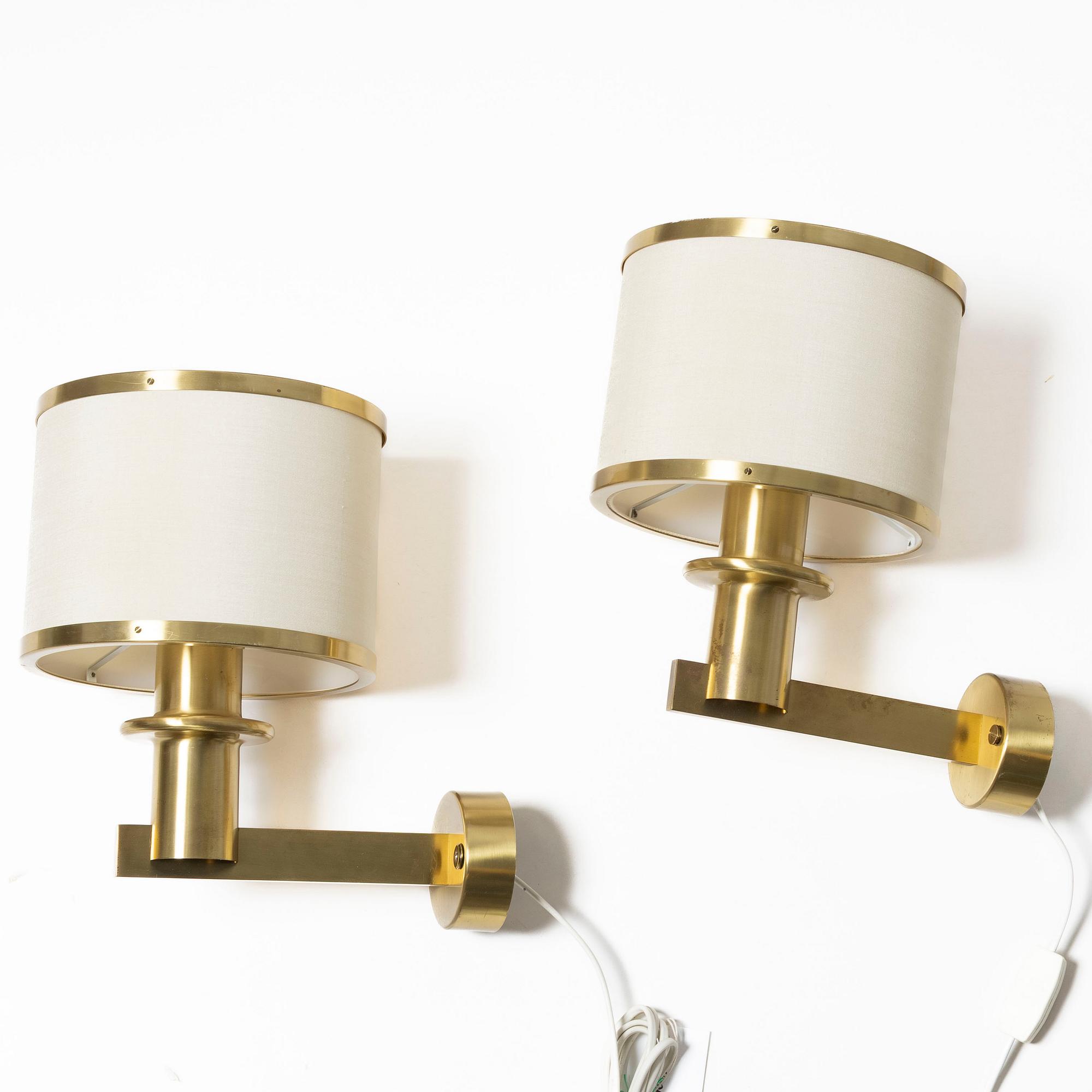 Hans-Agne Jakobsson, vägglampor, ett par, 1484, Markaryd, 1900-tales slut.