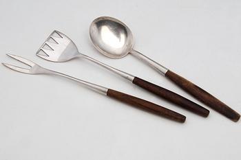 3 PIECE SERVING FLATWARE.