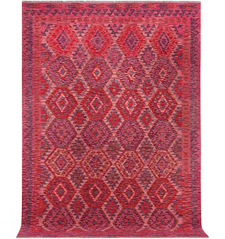 A Kilim carpet, c. 295 x 200 cm.