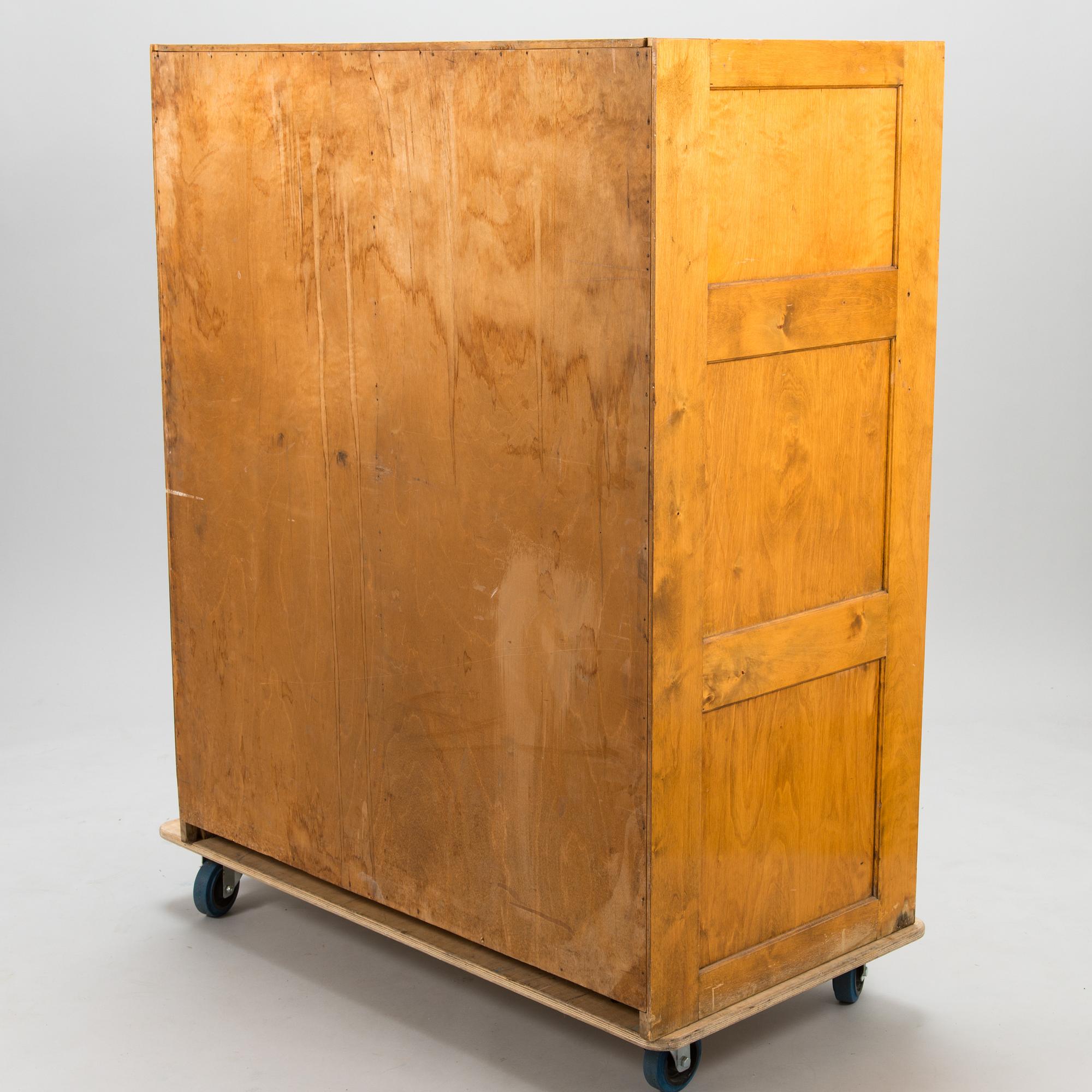 ARKIVERINGSSKÅP, 1900-talets första hälft.