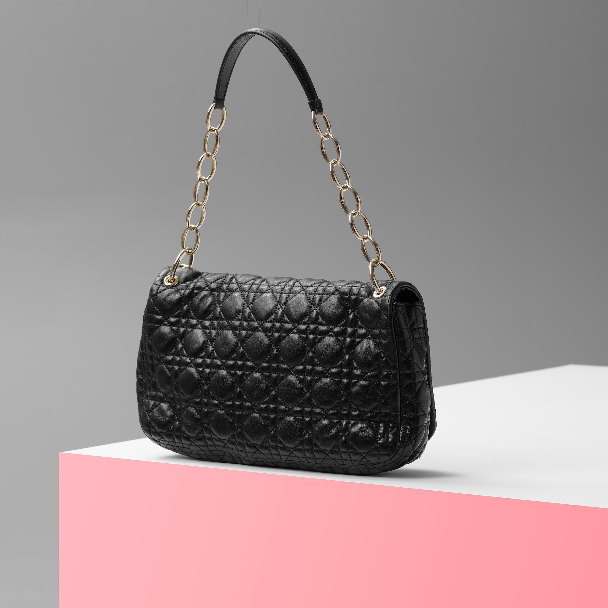 SHOULDER BAG, "Rendez-vous medium flap", Christian Dior.