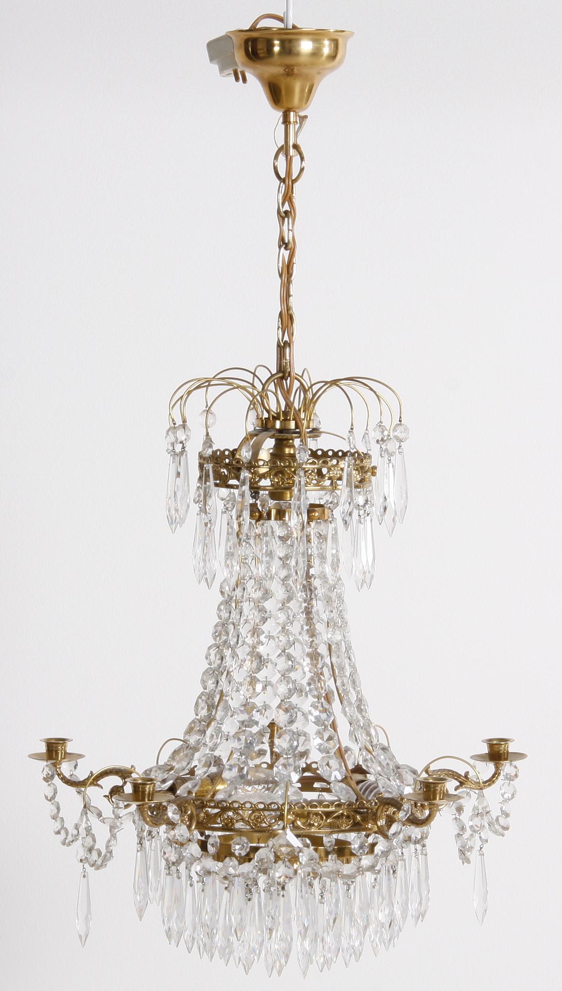 TAKKRONA, gustaviansk stil. 5 ljusarmar, h 50.