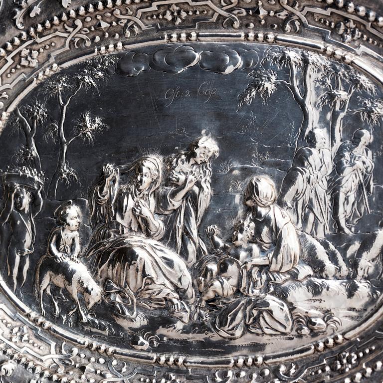 Christian Henning, presenterfat, silver, Stockholm 1713. Barock.