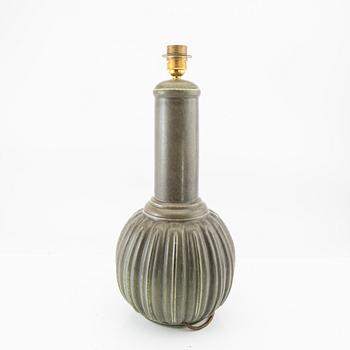 Bordslampa möjligen  Arne Bang Danmark 1900-talets mitt.