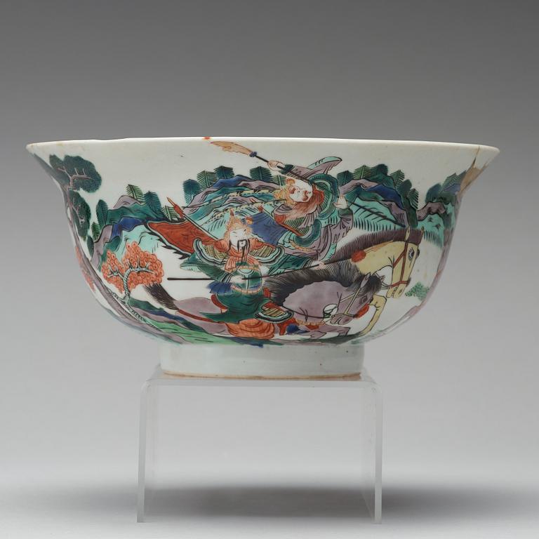 SKÅL, porslin. Qingdynastin, Kangxi (1662-1722).
