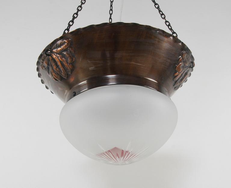 Taklampor, jugend, 2 st, 1910-tal. Diam 28-34.