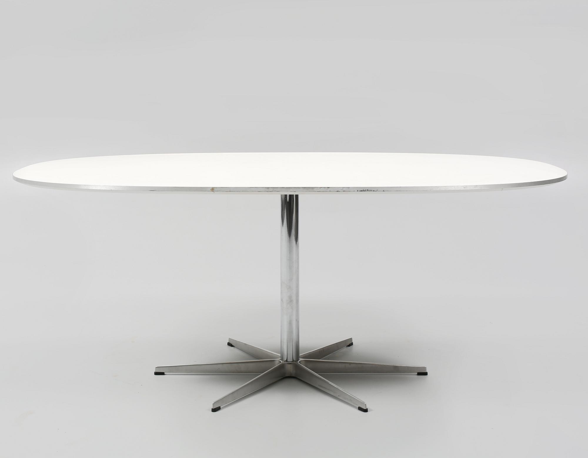 MATBORD, "Superelips", Bruno Mathsson och Piet Hein för Fritz Hansen, 1900/2000-tal.