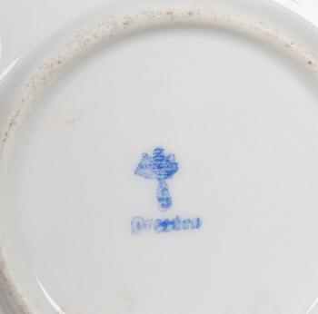 PARTI PORSLIN, 3 delar, Rosenthal, Doulton, Dresden, 1900-talets första hälft.