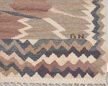 CARPET. "Strålblomman grå". Tapestry weave. 355 x 265 cm. Signed AB MMF BN.