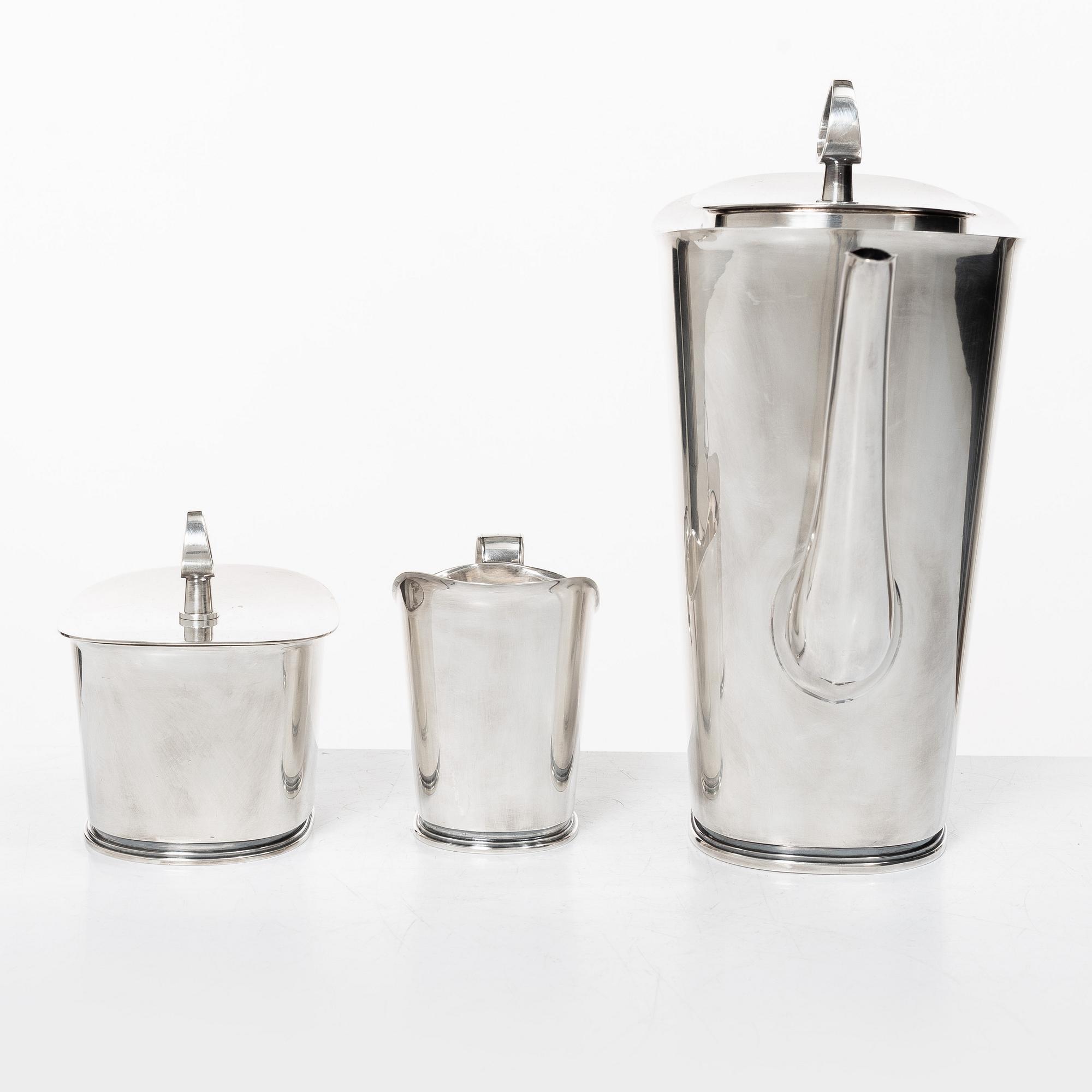 A three piece silver coffee-set, design Vera Ferngren, Guldsmedsaktiebolaget, Stockholm, Sweden 1964-1967.